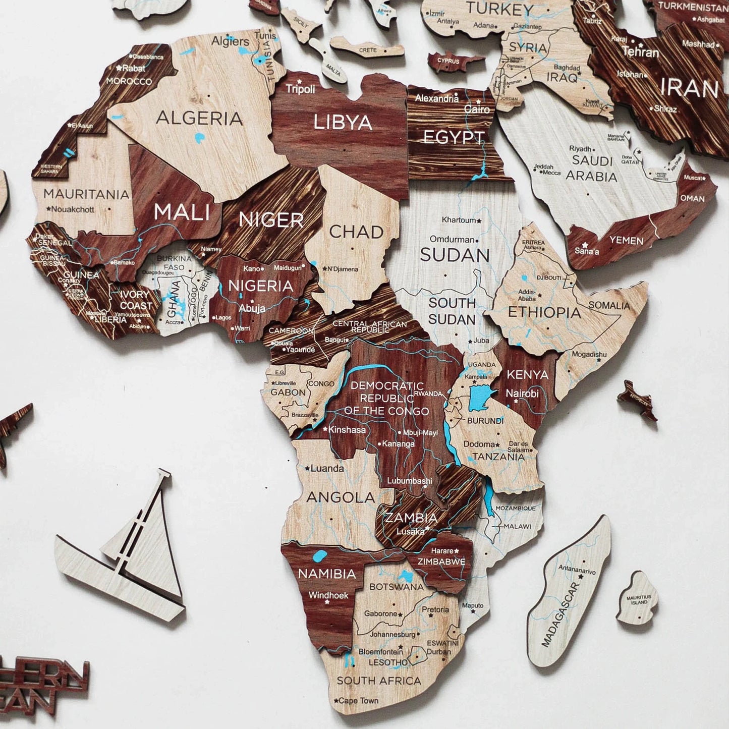 3D Wooden Map Cappuccino - Premium luminous decor for marking travel adventures.