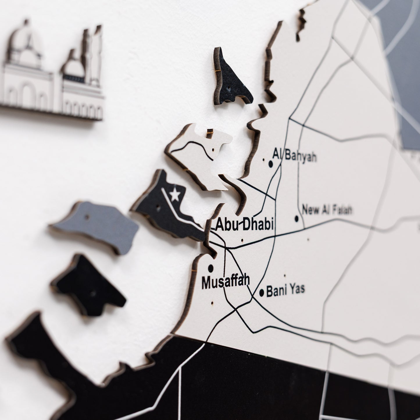 2D Wooden UAE Map - Nordik