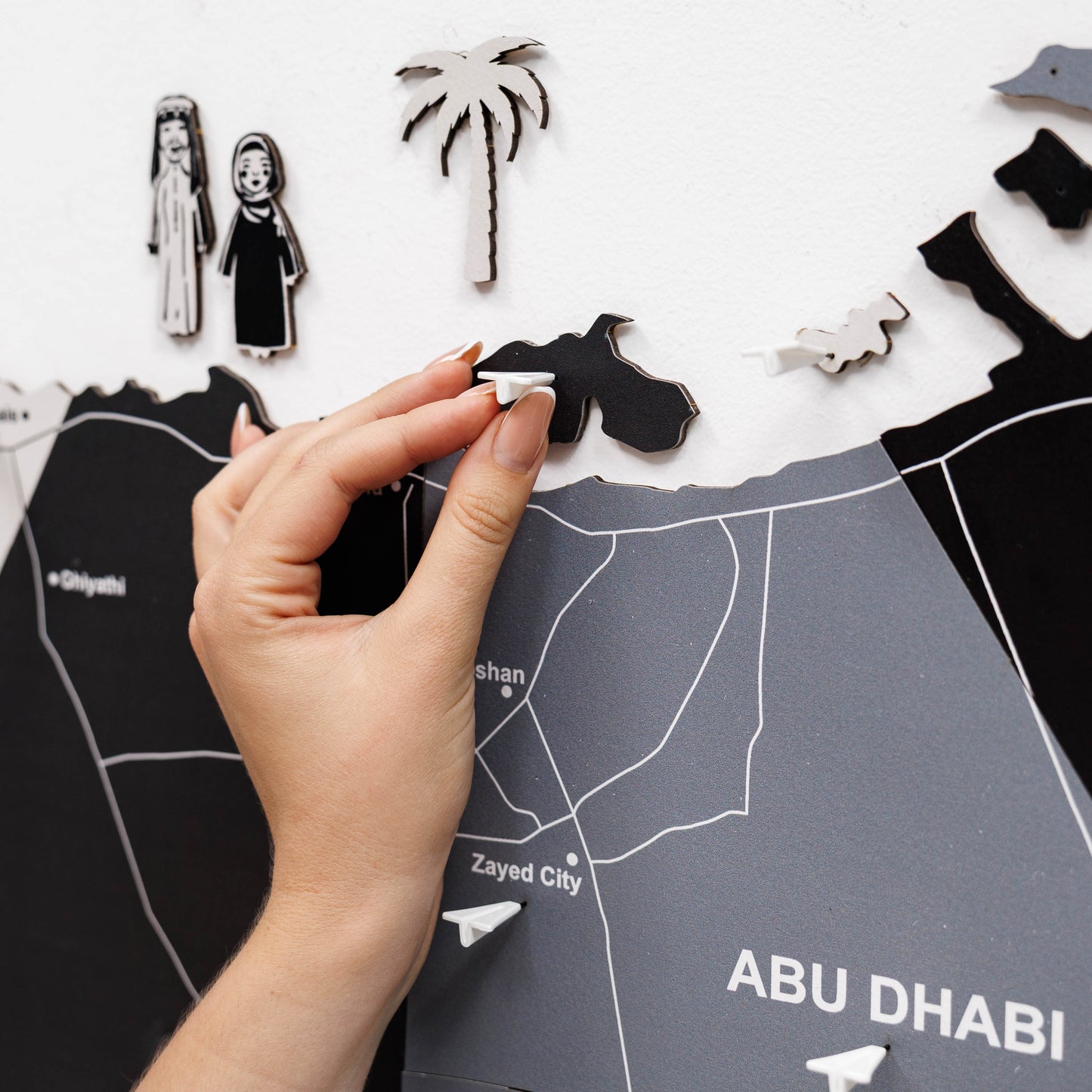 2D Wooden UAE Map - Nordik