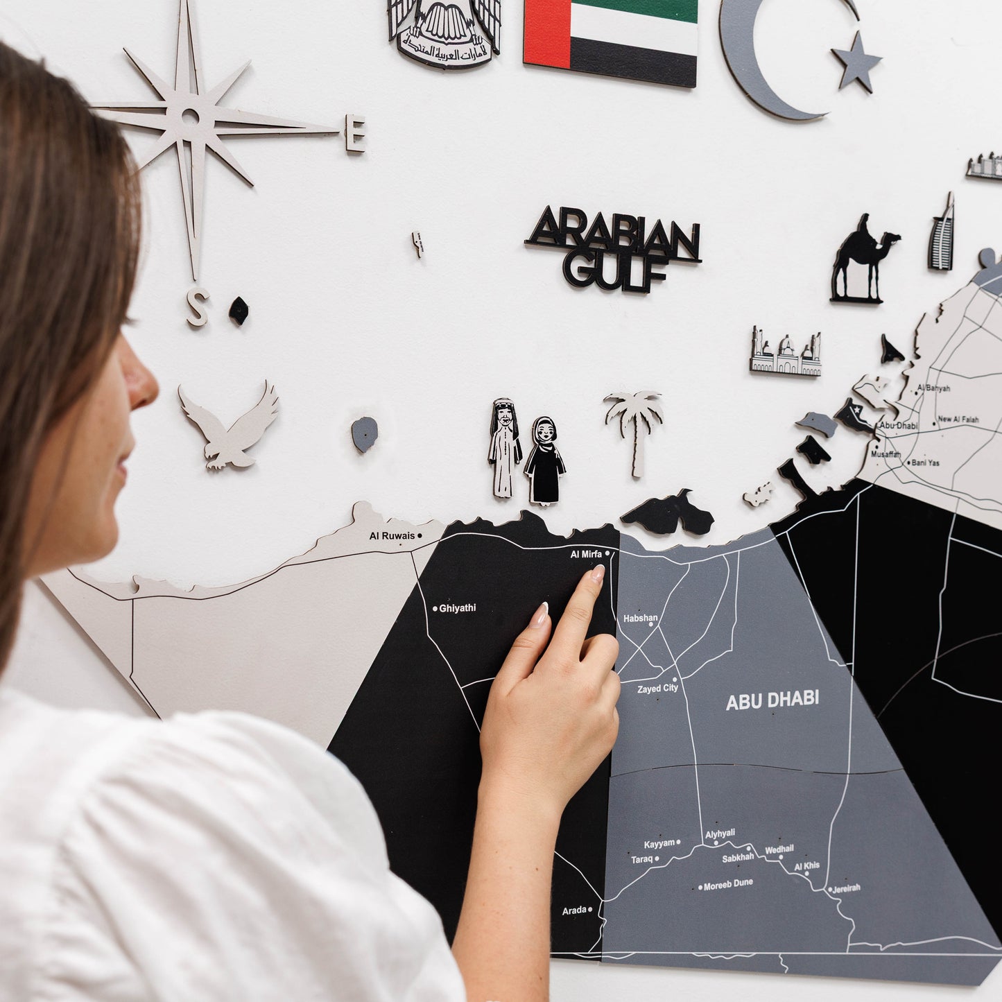 2D Wooden UAE Map - Nordik